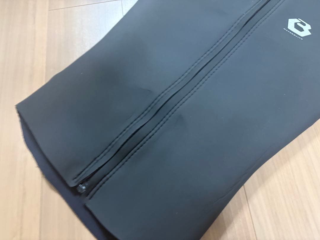 ★送料無料・美品★お洒落　BWETタッパ　ウエットスーツ　サーフィン