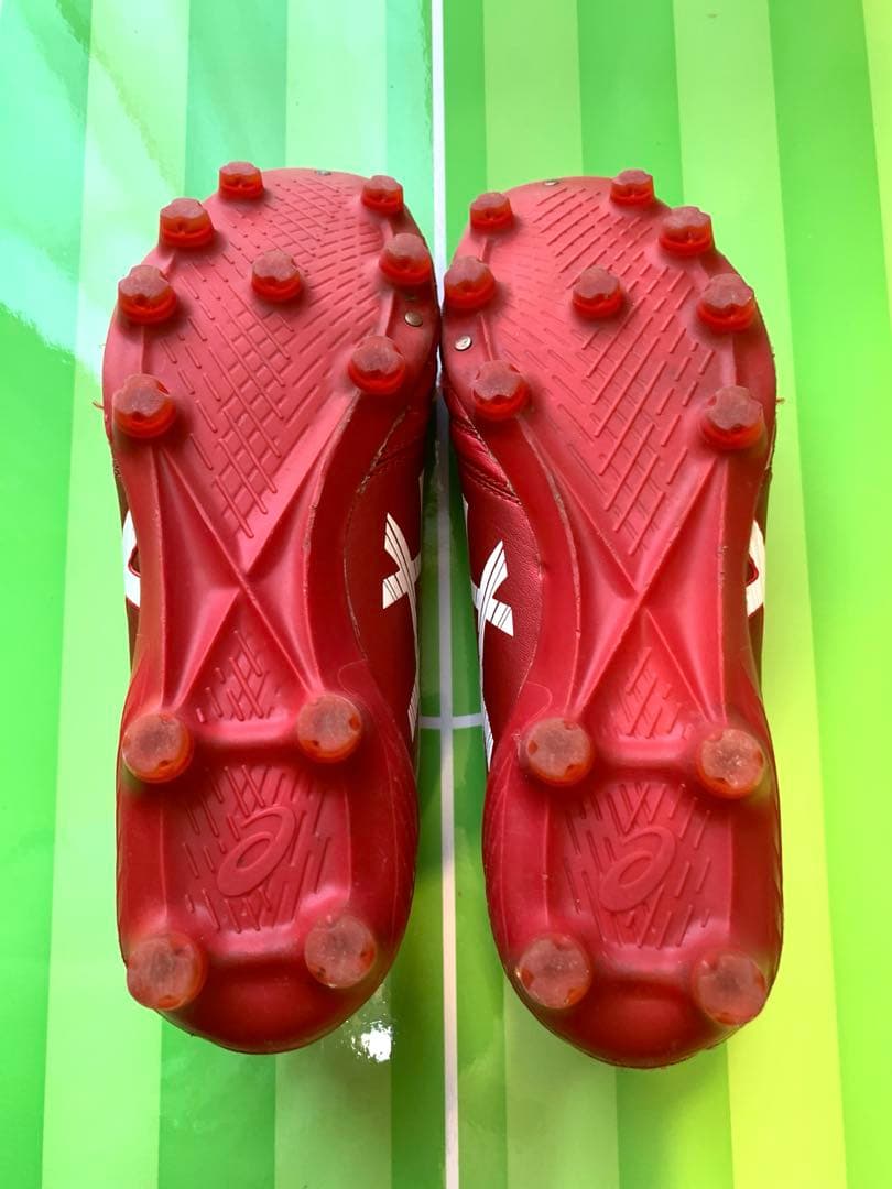 asics サッカーシューズ レッド26.5センチ